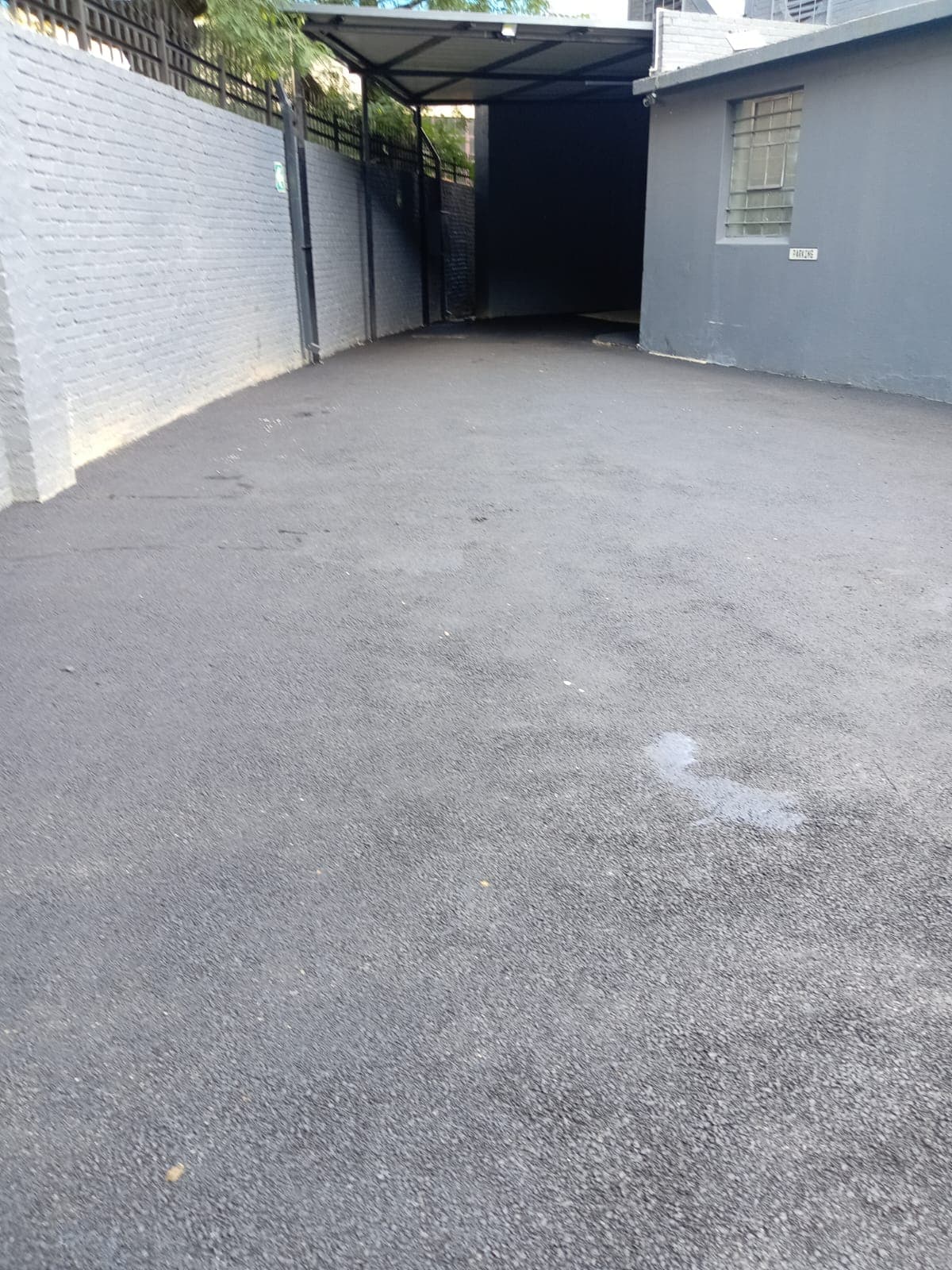 Residential tar area detail